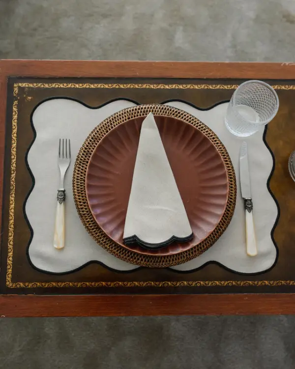 Placemat Palma Beige With Black Antistain Set Of 8 - Imagen 2