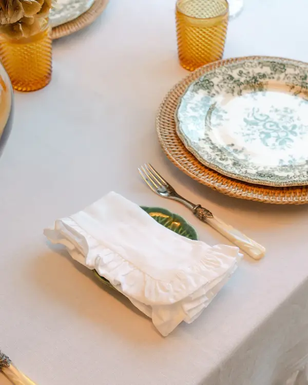 Napkins In Linen With White Ruffle Set Of 8 - Imagen 3