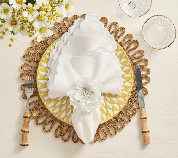 Gardenia Napkin Ring in White Set of 4 - Imagen 3