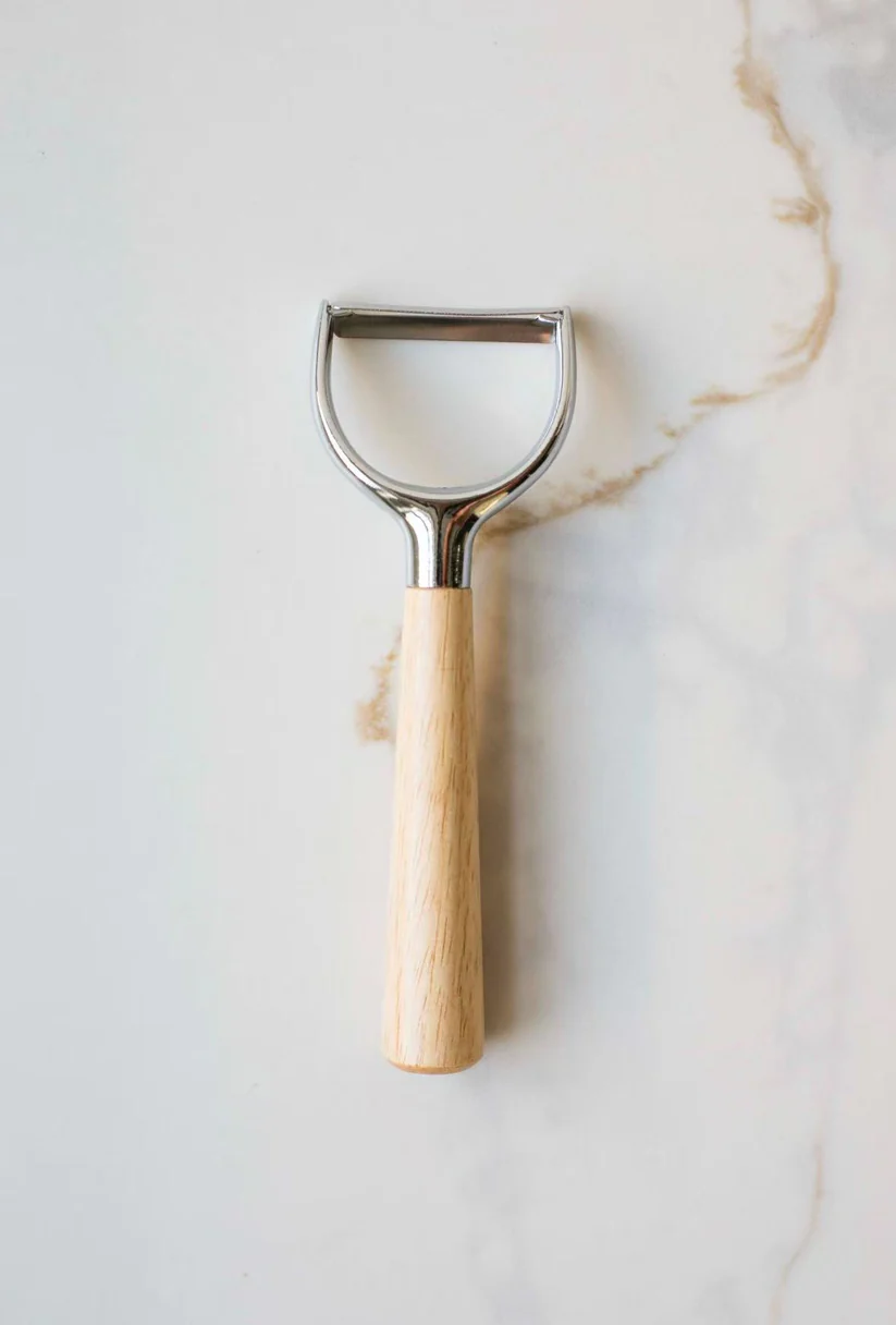 Wood Handle Peeler A