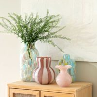 Glass vase tall pastel dots - Imagen 2