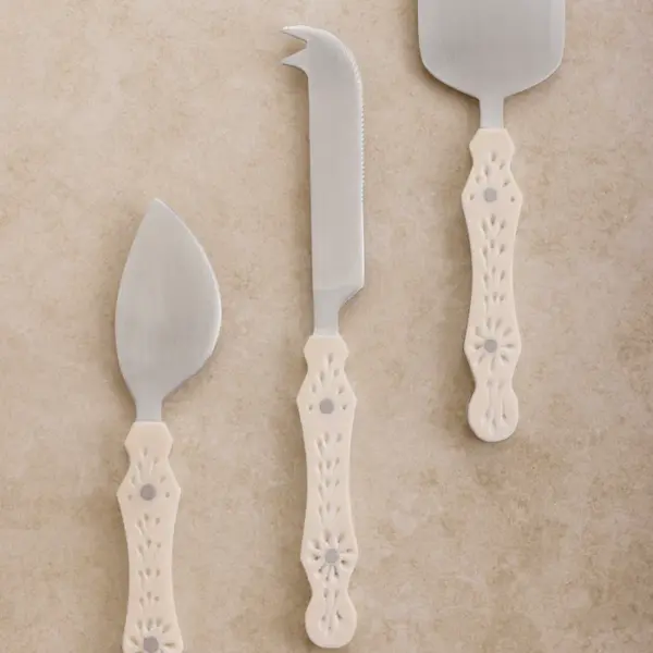 DERBY CARVED CHEESE KNIVES
