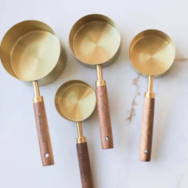 Wood Handle Measuring Cups Set of 4
