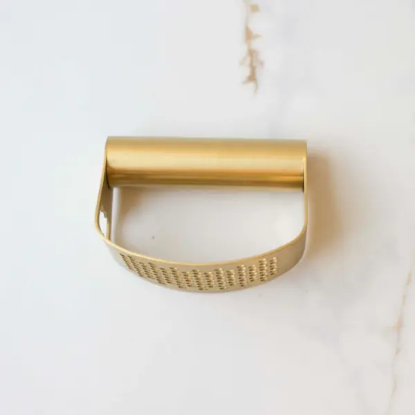 Auric Garlic Rocker