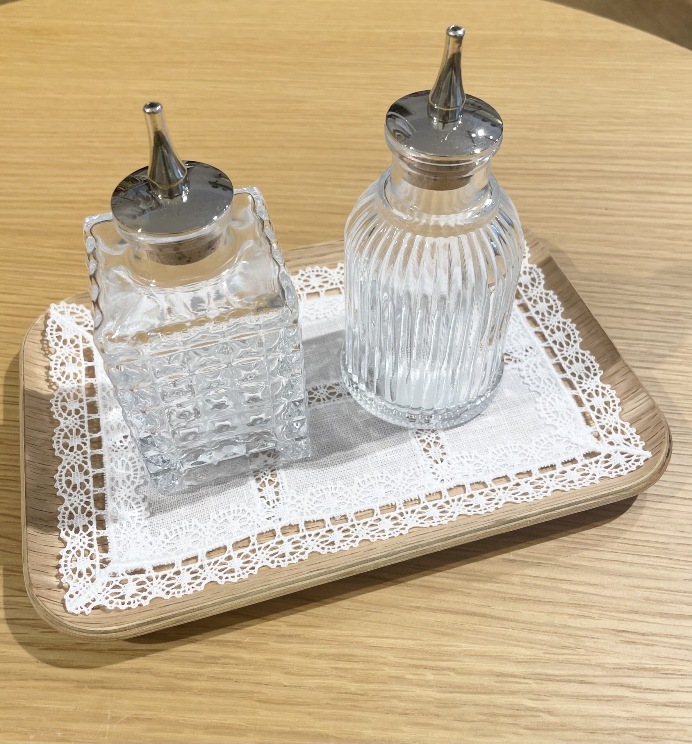 Rectangular Tray Towel With Lace Intertersed In The Piece 18 x 12 CM - Imagen 8
