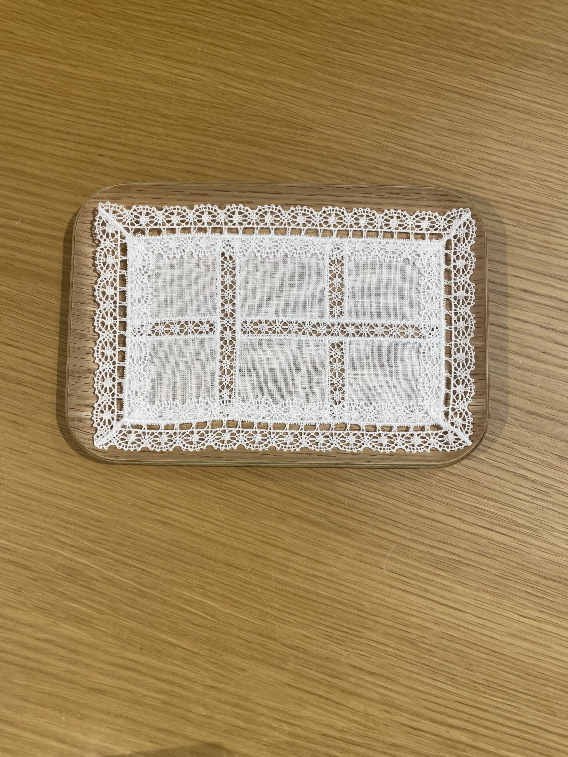 Rectangular Tray Towel With Lace Intertersed In The Piece 18 x 12 CM - Imagen 7