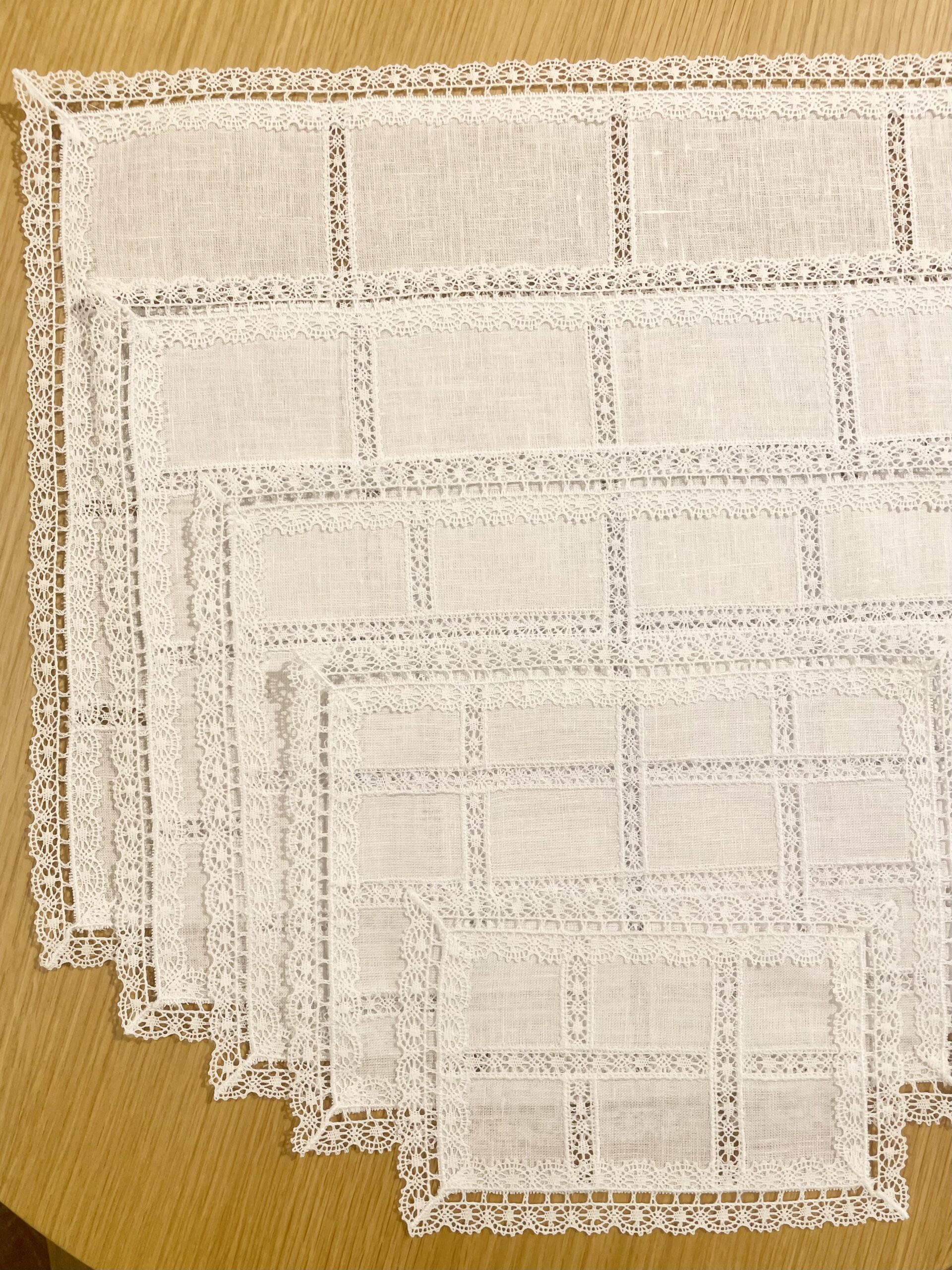 Rectangular Tray Towel With Lace Intertersed In The Piece 45x33 CM - Imagen 6
