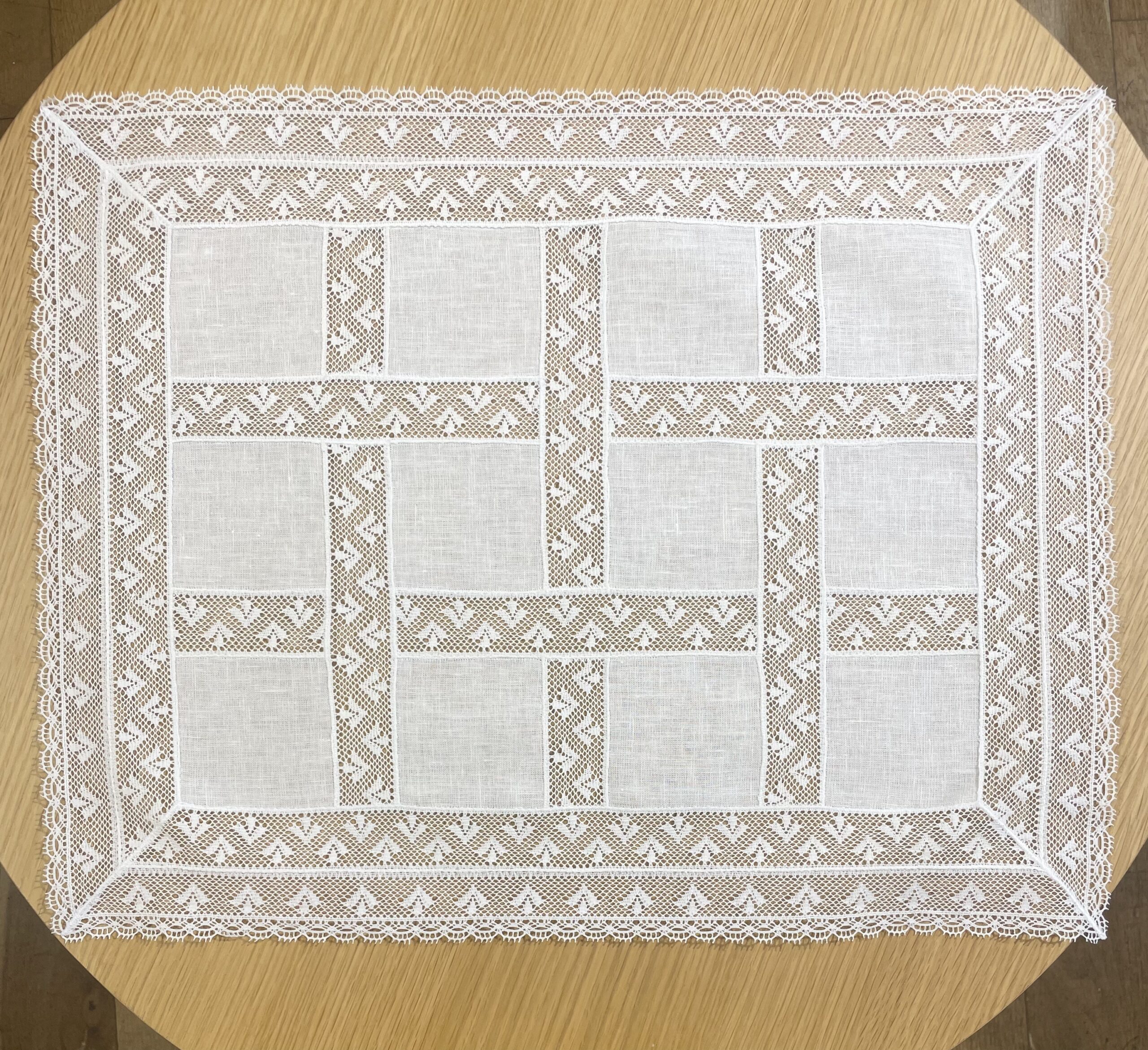 Placemat White Set of 8