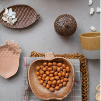 Hand-Carved Acacia Wood Pumpkin Shaped Dish - Imagen 2