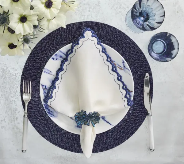 Dazzle Napkin Ring in Midnight Set of 4 - Imagen 3