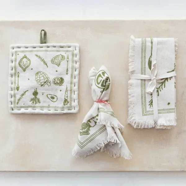 Cotton & Linen Printed Napkins w/ Vegetables, Cutlery & Fringe, Set of 4 - Imagen 2
