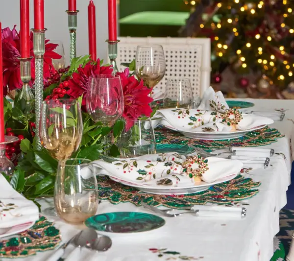 Gem Wreath Napkin Rings in Red, Green, & Gold, Set of 4 in a Gift Box - Imagen 6