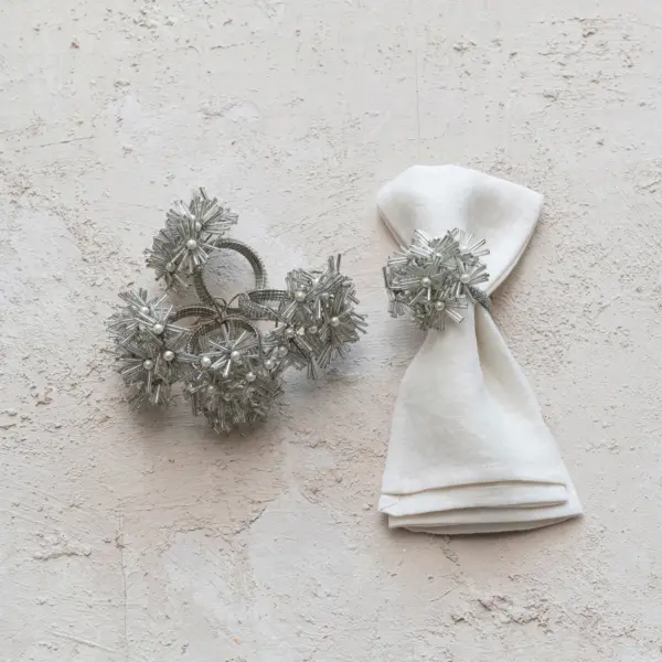Glass Beaded Metal Floral Napkin Rings Silver Finish Set of 4 - Imagen 4